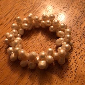 Freshwater pearls Rebecca
